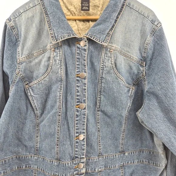 Venezia Womens Denim Jacket Blue Button Front Plus Size 22 24 Western Barn Coat - Picture 3 of 12